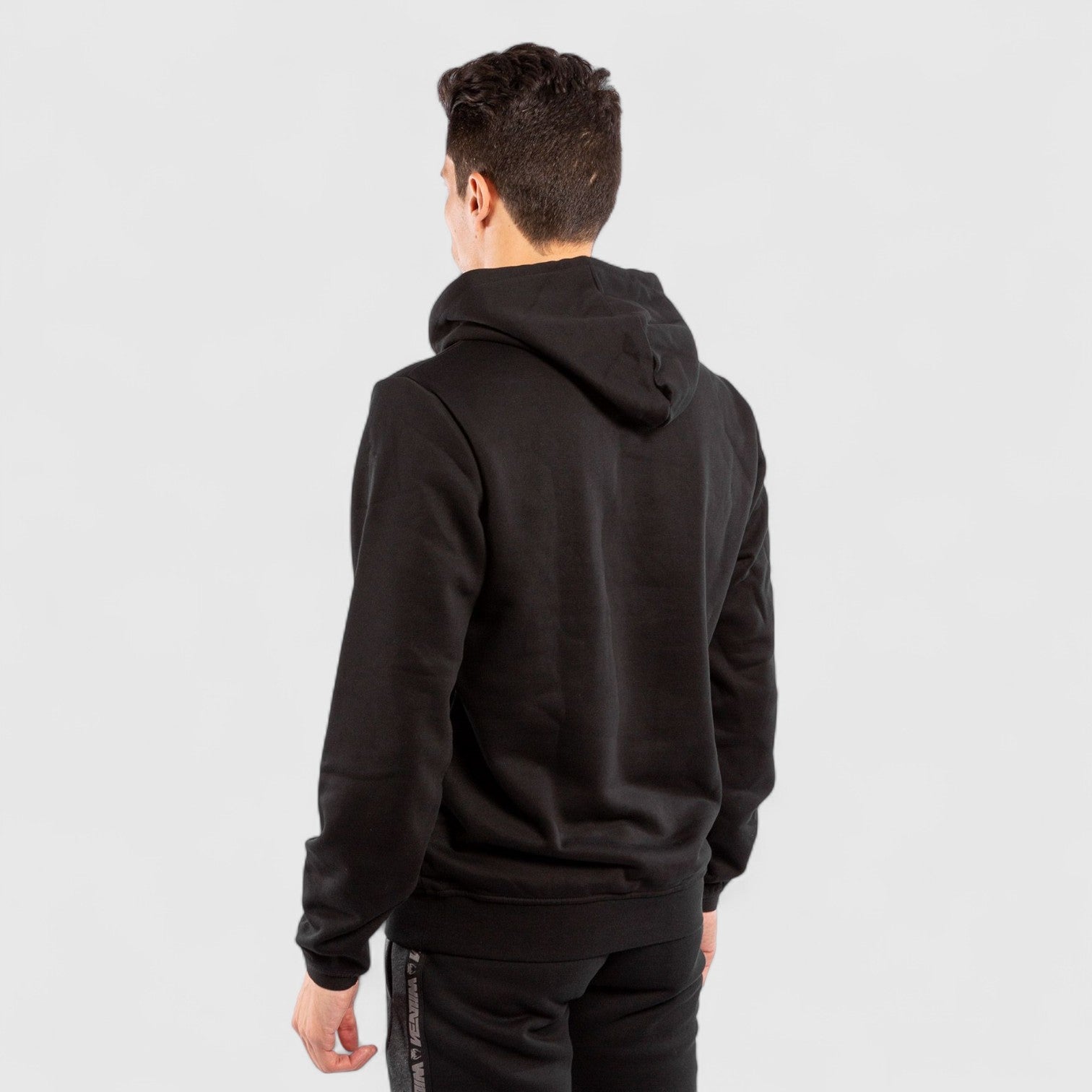 VENUM Classic Hettegenser - Svart/Hvit - CombatStore.no