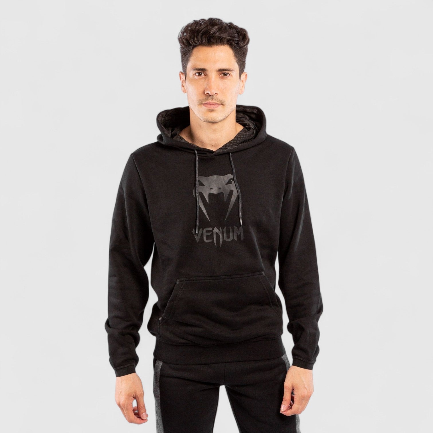 VENUM Classic Hettegenser - Svart/Svart - CombatStore.no