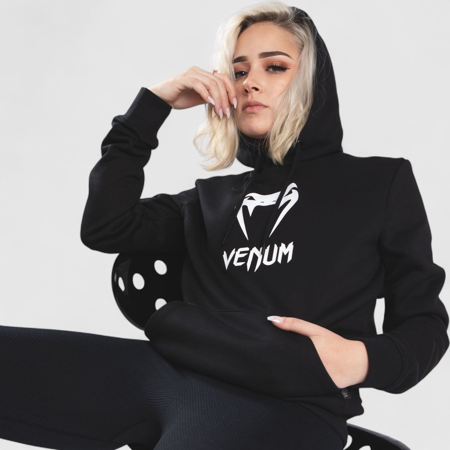 VENUM Classic Hettegenser - CombatStore.no