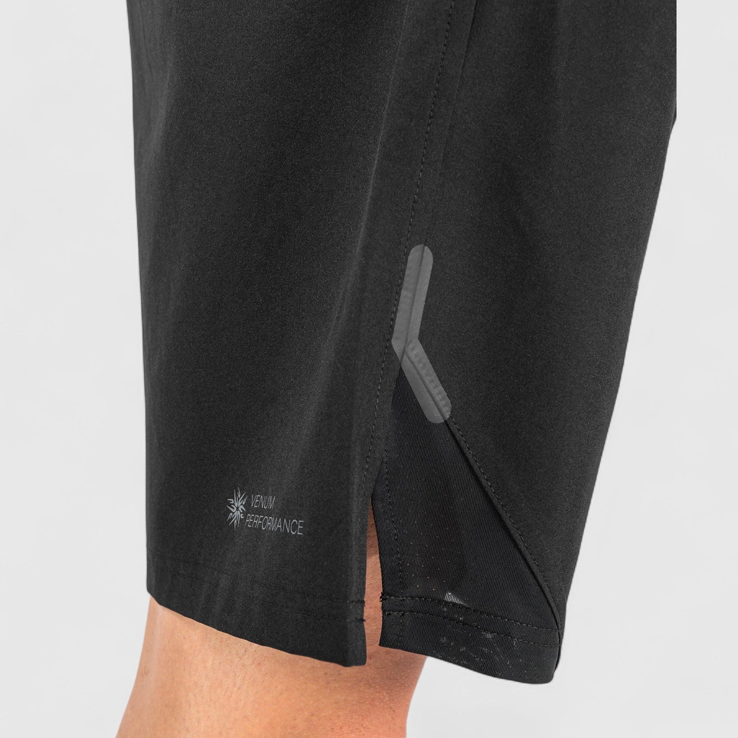 VENUM G - Fit AIR treningsshorts - CombatStore.no