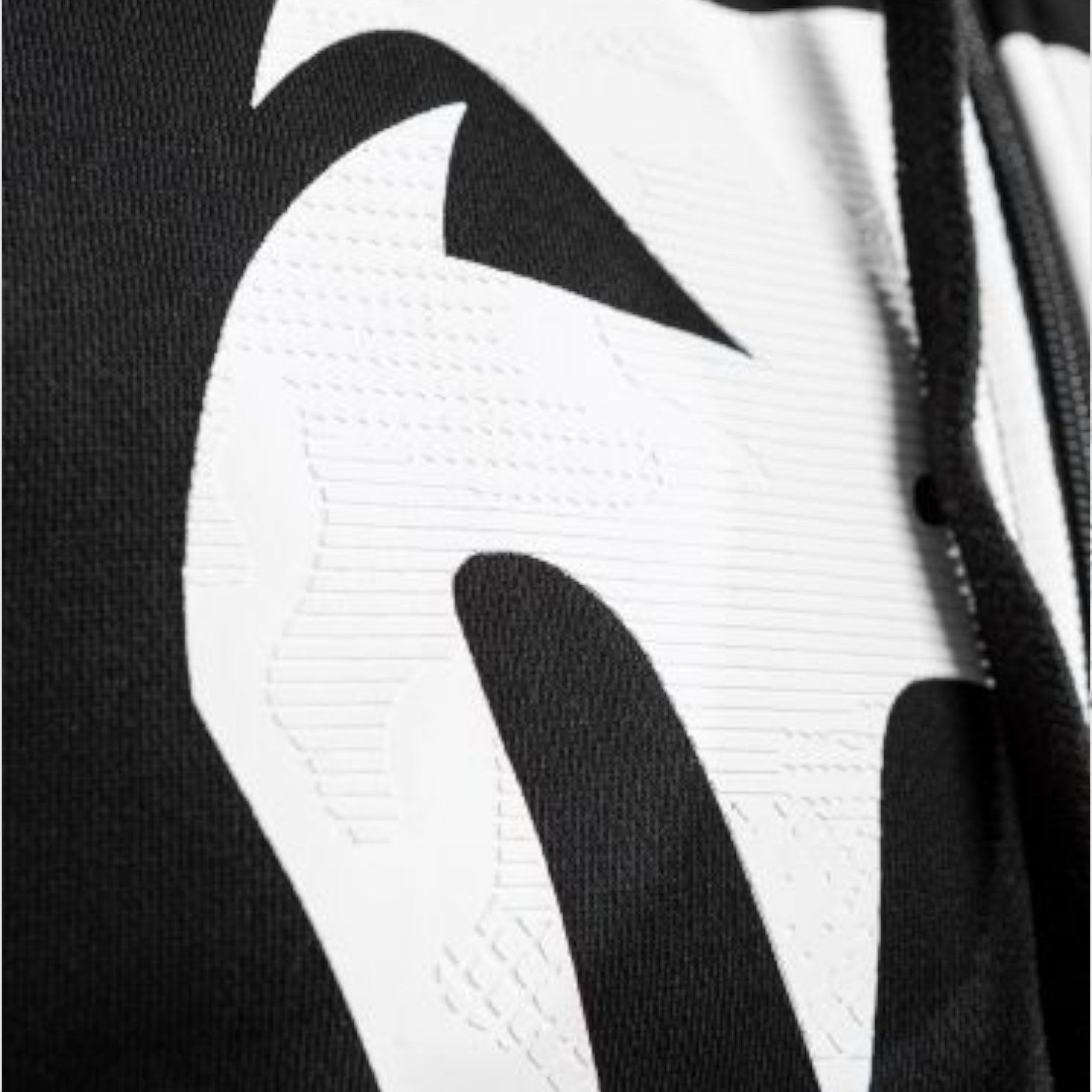 VENUM Legacy Hettejakke - CombatStore.no