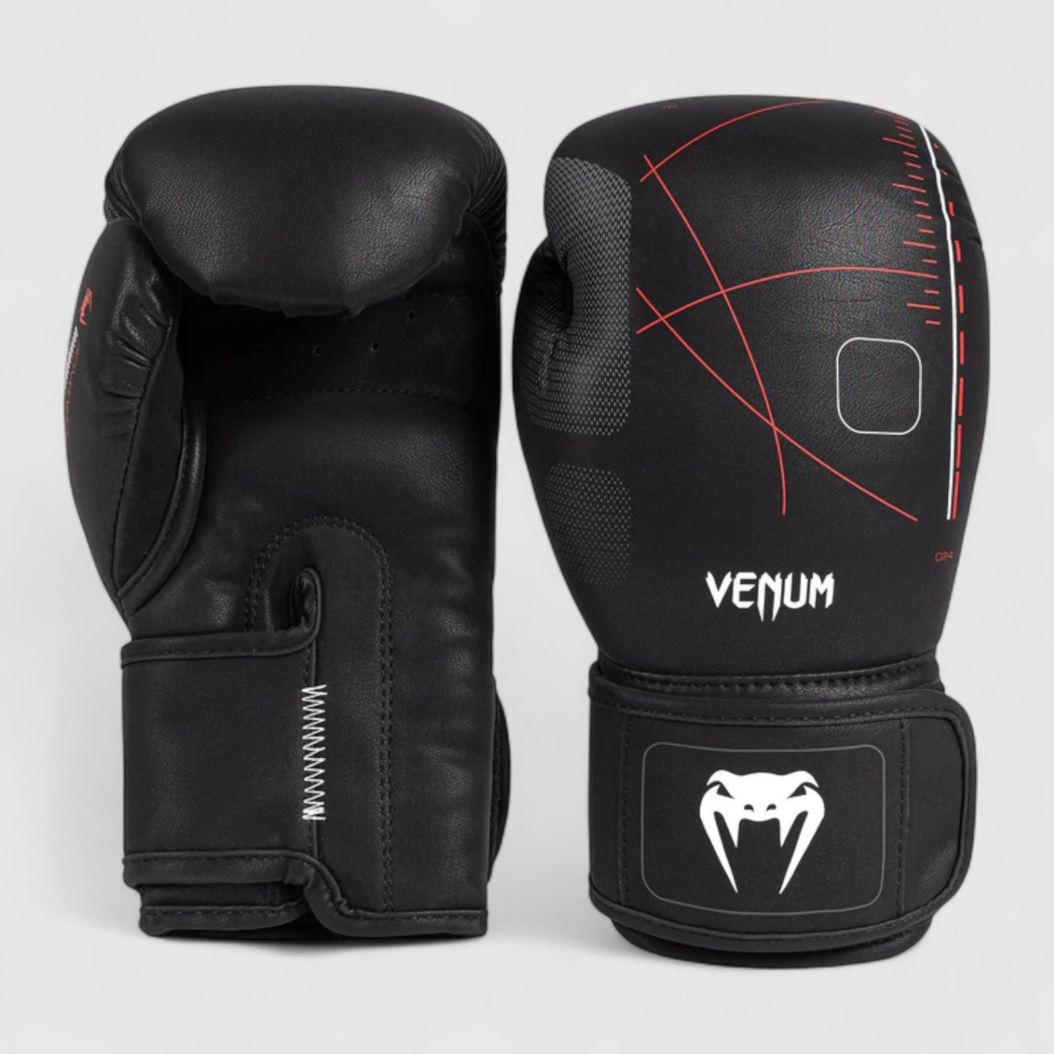 VENUM Tactical XT Boxing Gloves - Svart og Rød - CombatStore.no