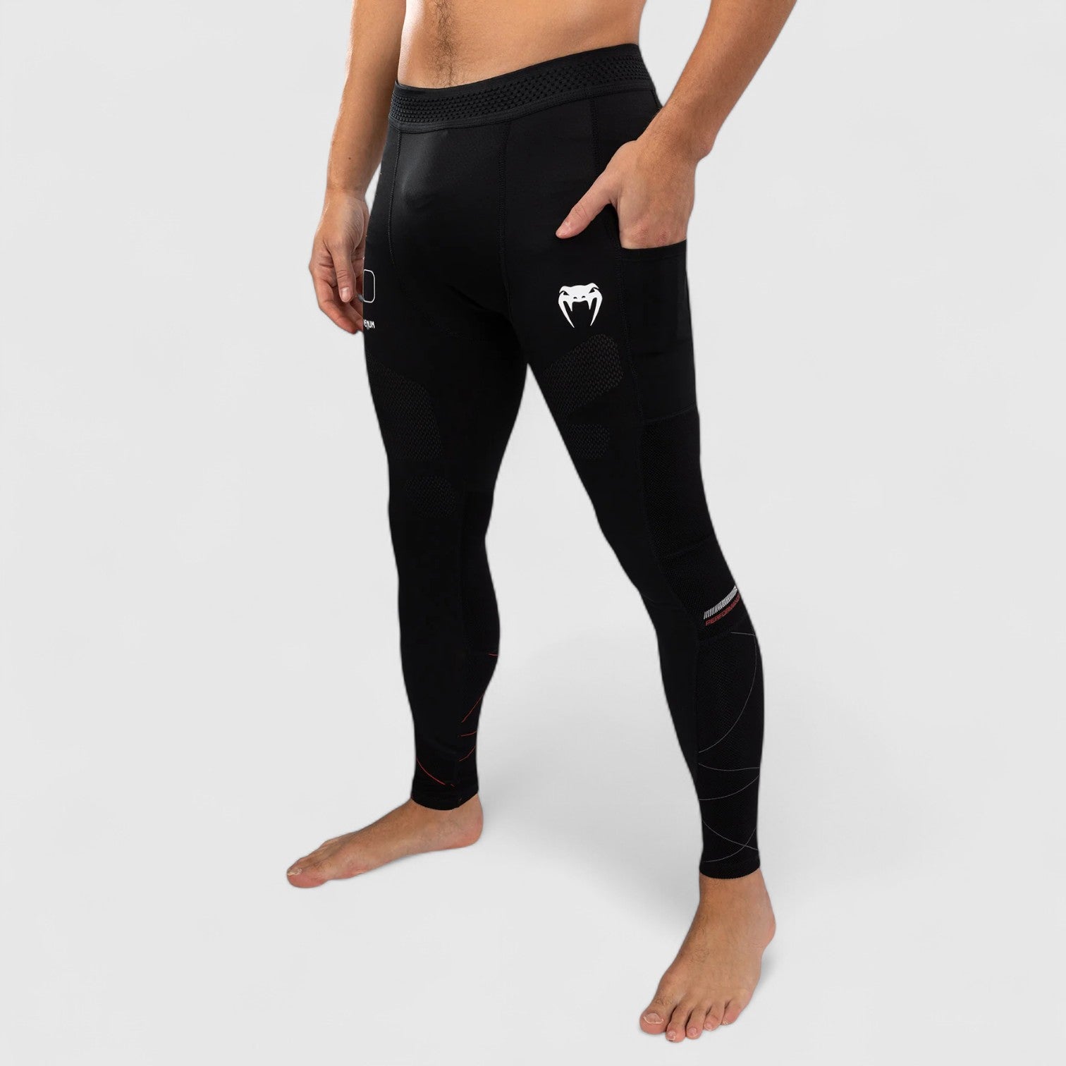 VENUM Tactical XT kompresjonsbukse svart og rød - CombatStore.no