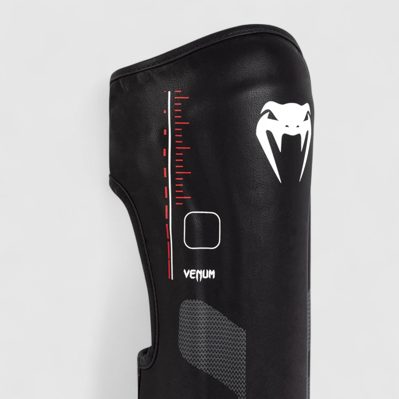 VENUM Tactical XT Shinguards - Svart og Rød - CombatStore.no