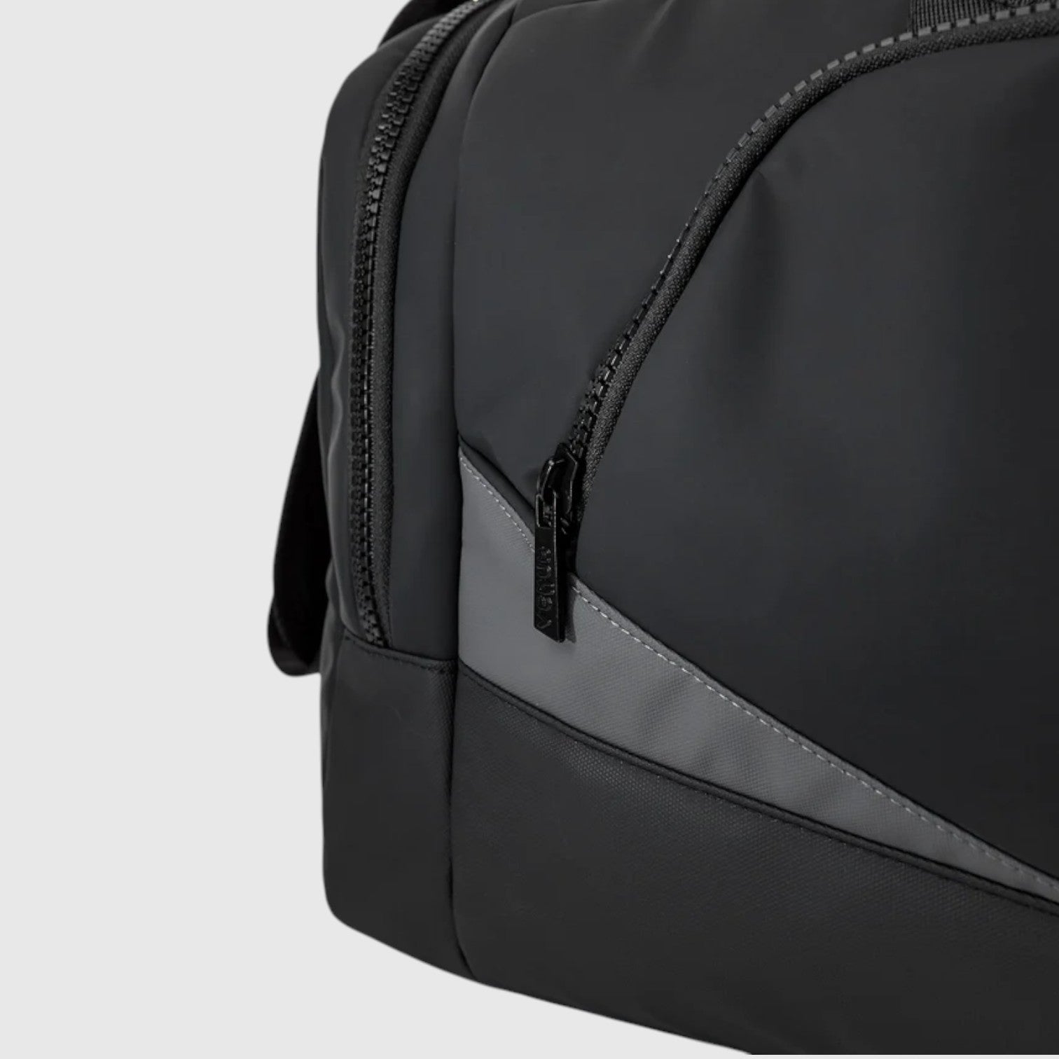 VENUM Trainer EVO 2.0 treningsbag Svart og Grå - CombatStore.no