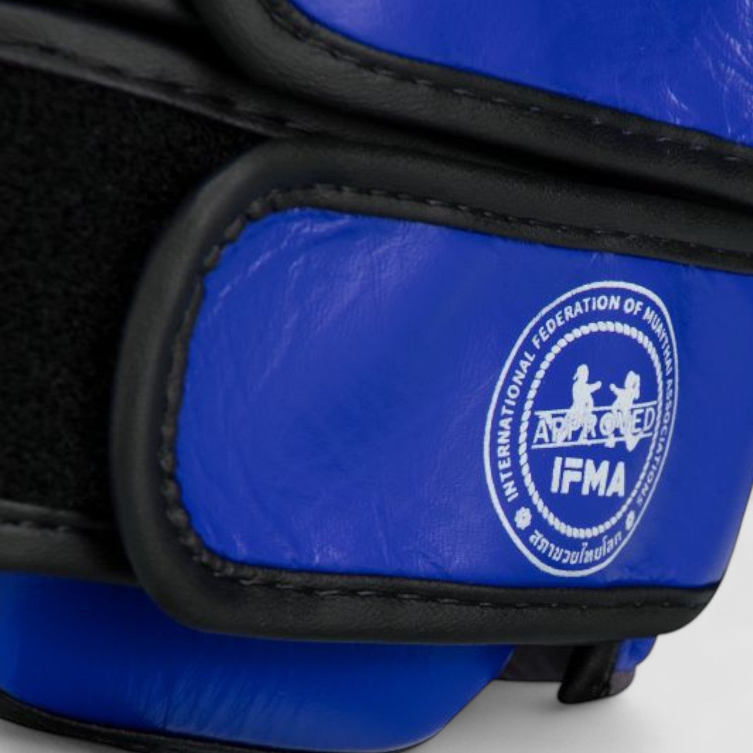 TOP TEN IFMA Jarot Muay Hodebeskyttelse/Hjelm - CombatStore.no