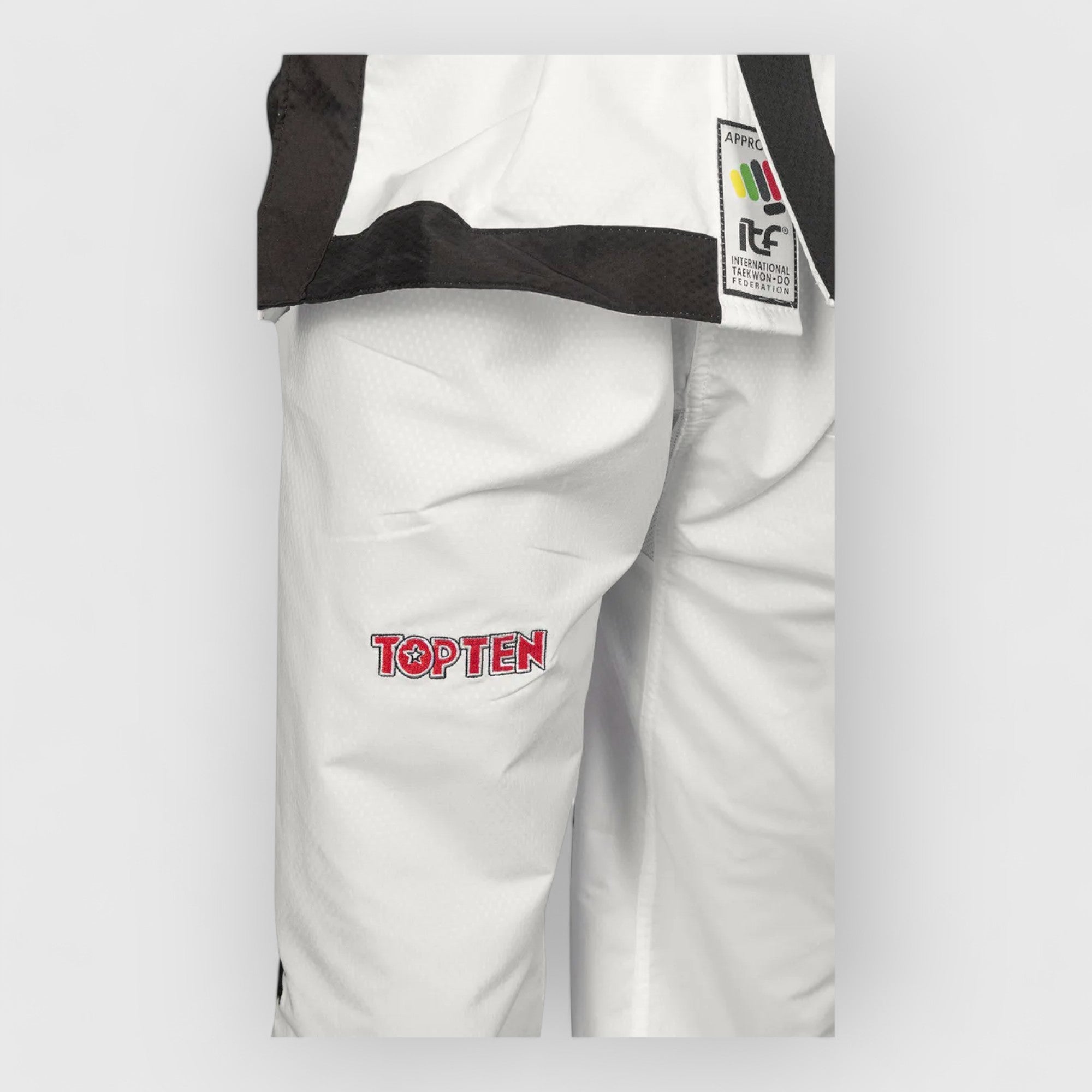 TOP TEN Taekwon - Do Master Dobok Diamond (ITF godkjent) - CombatStore.no