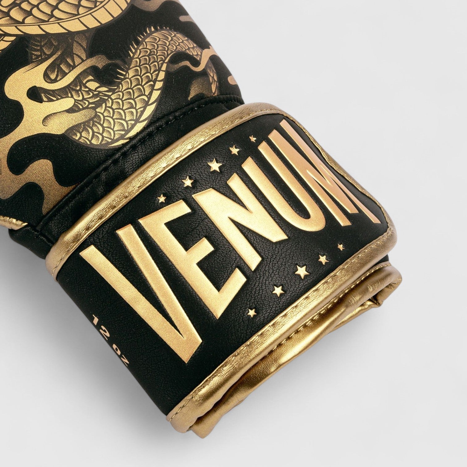 VENUM Dragon's Flight Boksehansker - Svart/Bronze - CombatStore.no