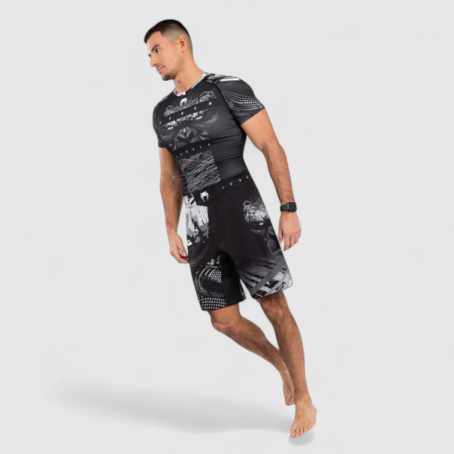 VENUM Gorilla Jungle Fightshorts - CombatStore.no