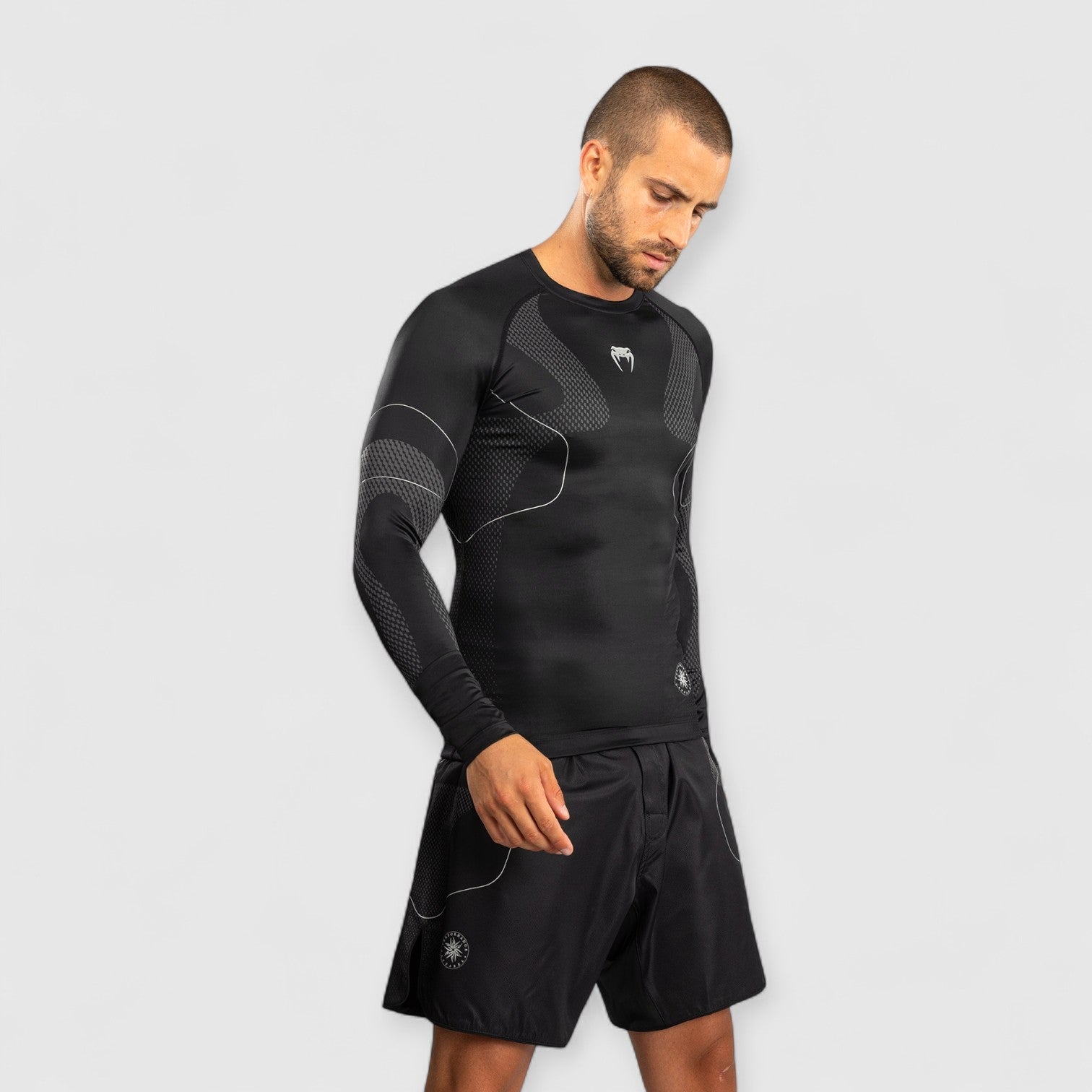 VENUM Nexus Rashguard med lange ermer - CombatStore.no