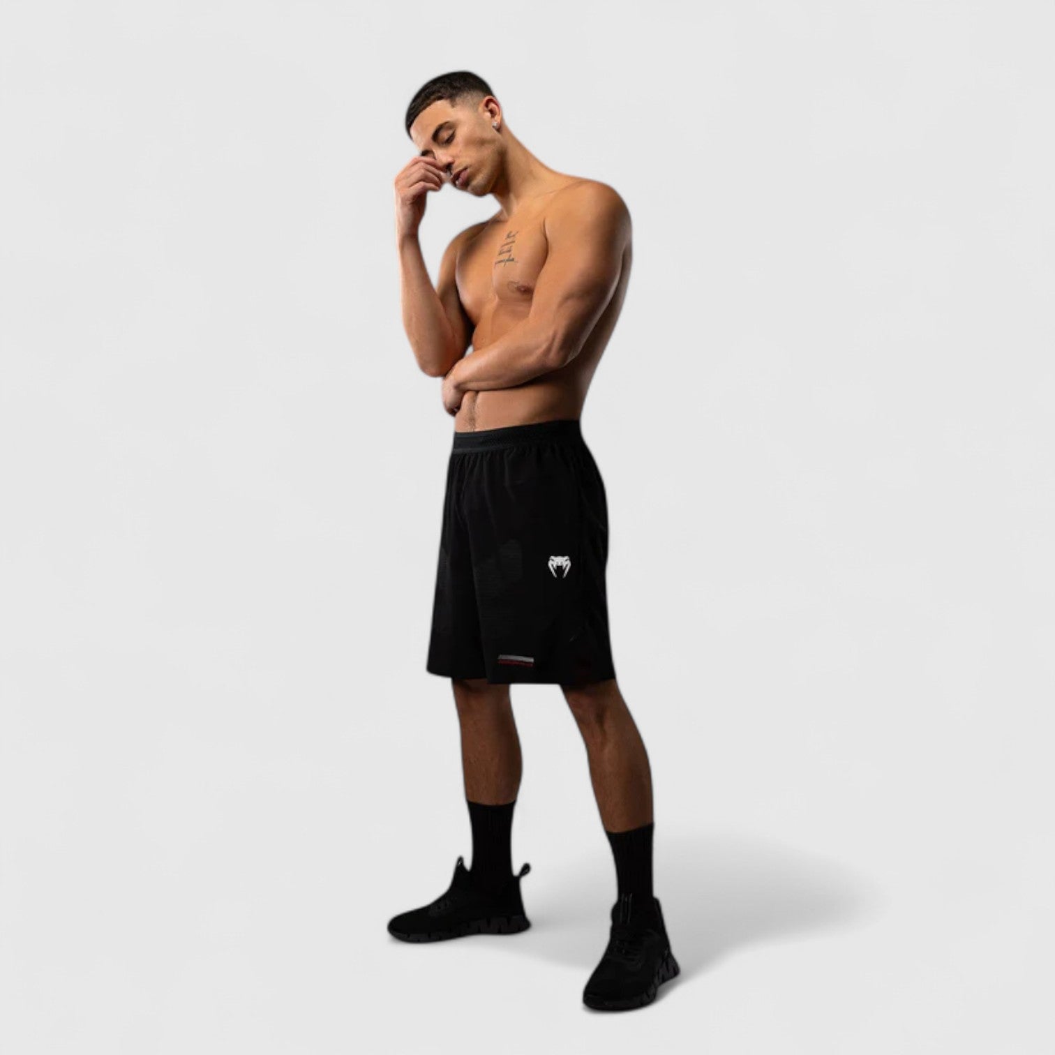 VENUM Tactical XT Fight Shorts - Svart og rød - CombatStore.no