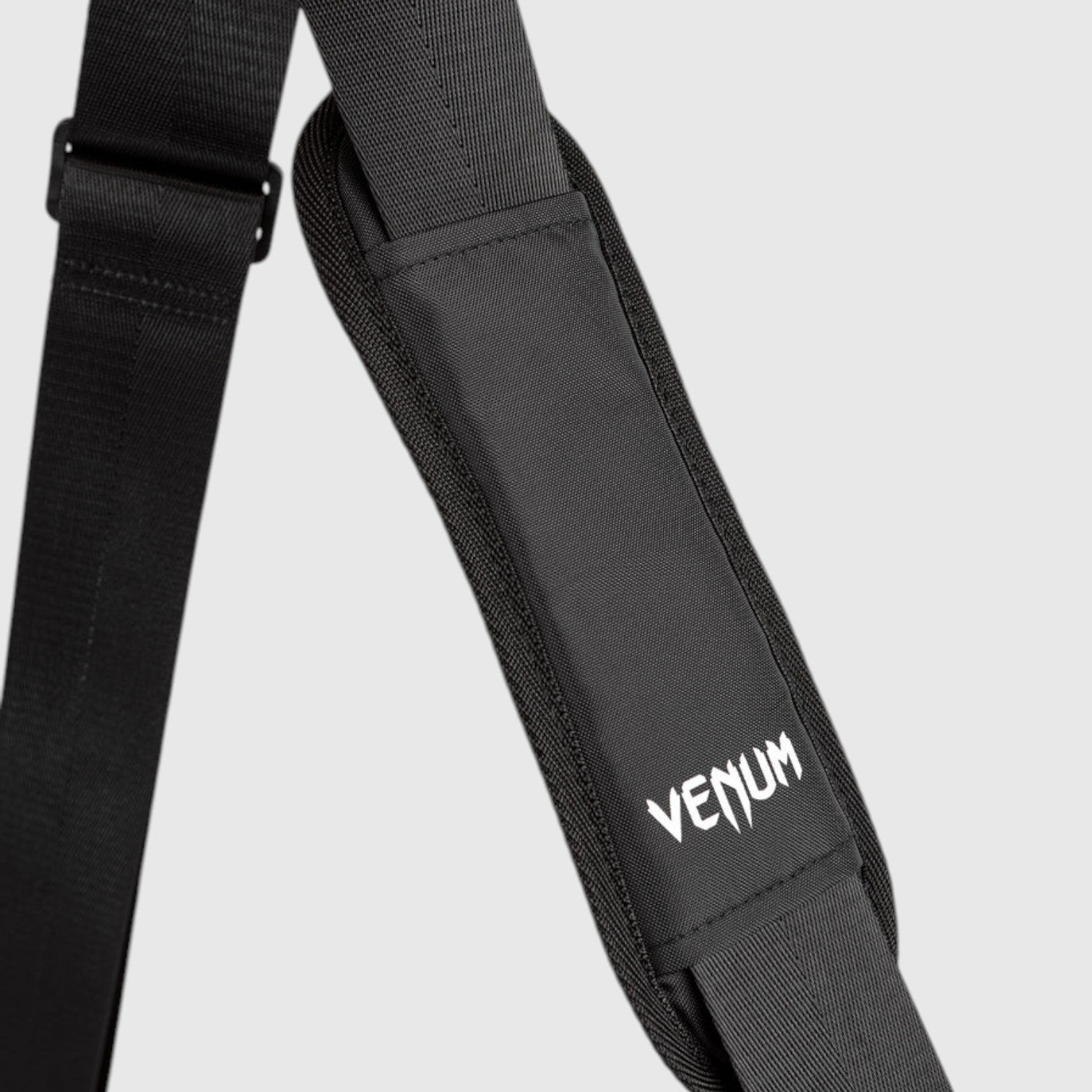 VENUM Trainer EVO 2.0 treningsbag Svart og Grå - CombatStore.no